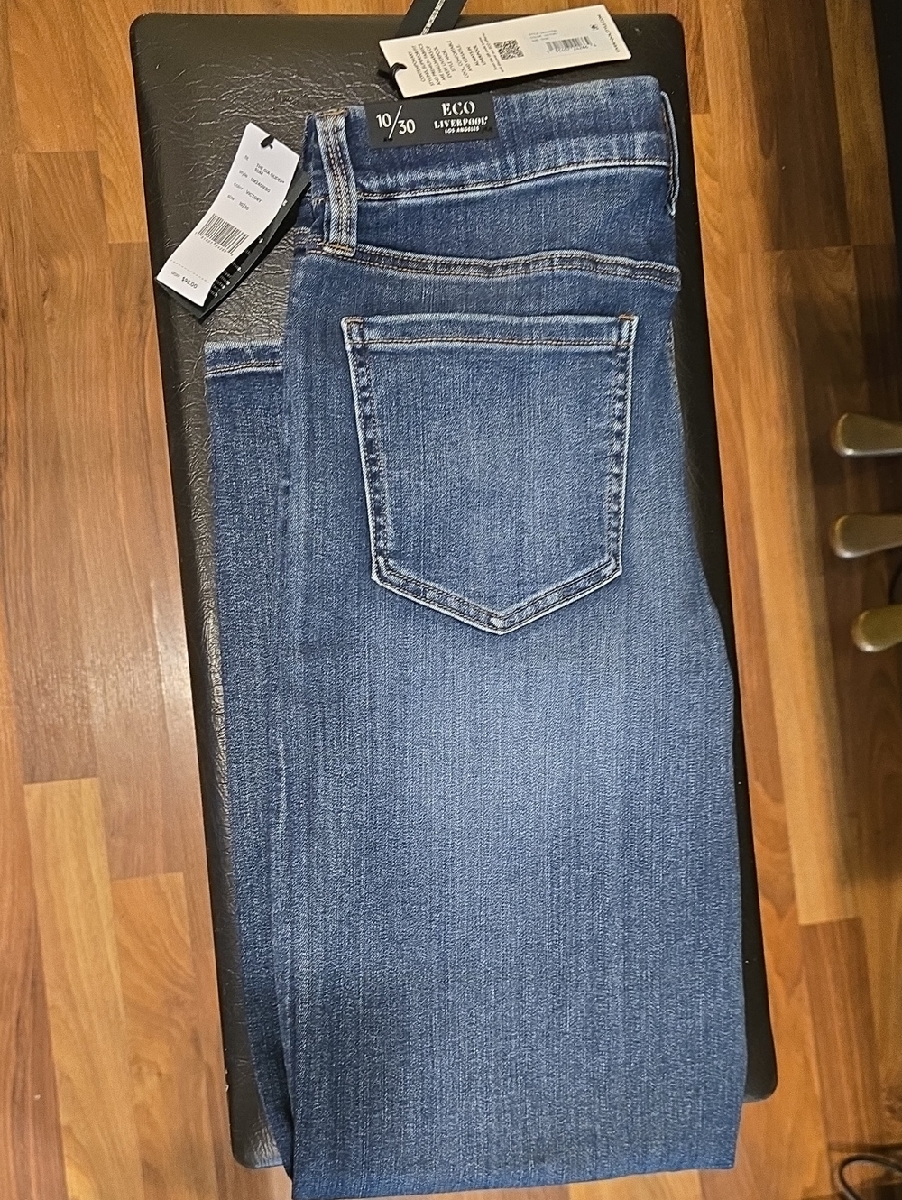 NWT Liverpool Los Angeles Gia Glider Slim Pull-On Jeans